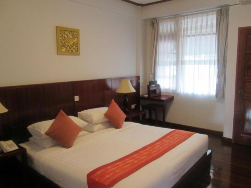 Hotel Maineli نياونغ شوي المظهر الخارجي الصورة